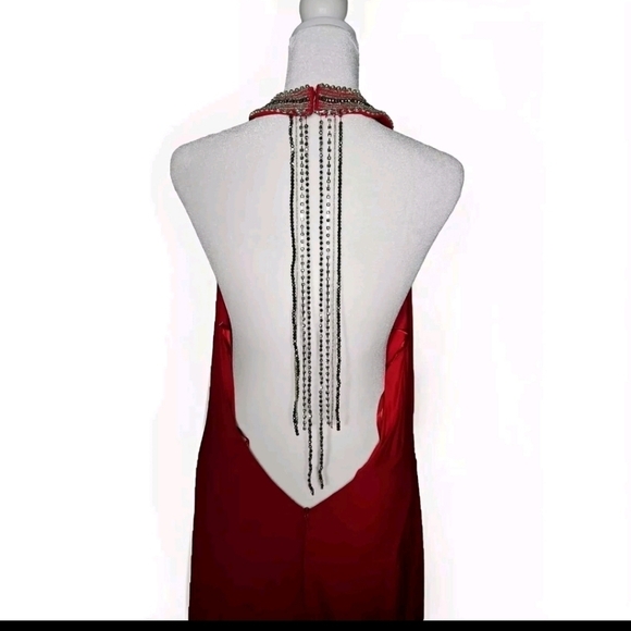 IEENA for Mac Duggal Women's Red Halter Beaded Jersey Evening Gown Size 12 - Picture 9 of 16